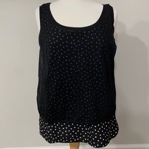 White House Black Market 2 Tier Tank  M